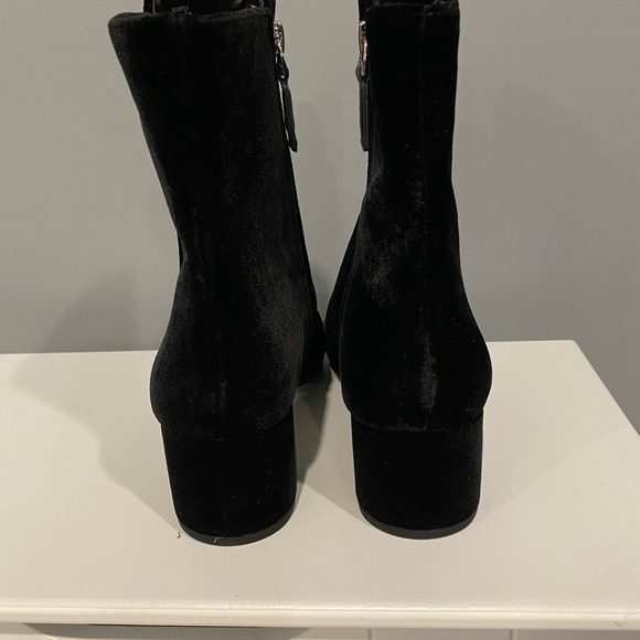 Lauren Ralph Lauren Wendey style bootie - Picture 3 of 4